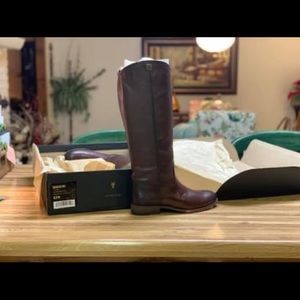 Frye Boots • Melissa Button 2 • Size 8.5 • NWT